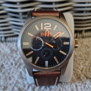 Men's Chronograph Leather Strap Paris Dial Quartz Watch